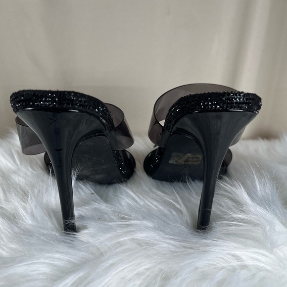 Steve Madden Black Strappy Heels - Picture 10 of 12